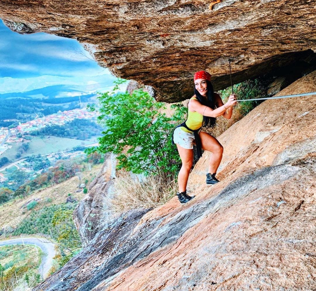 Trilhas e Escalada