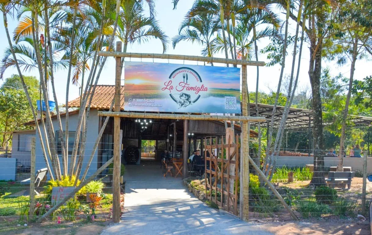 Restaurante e Pesqueiro La Famiglia