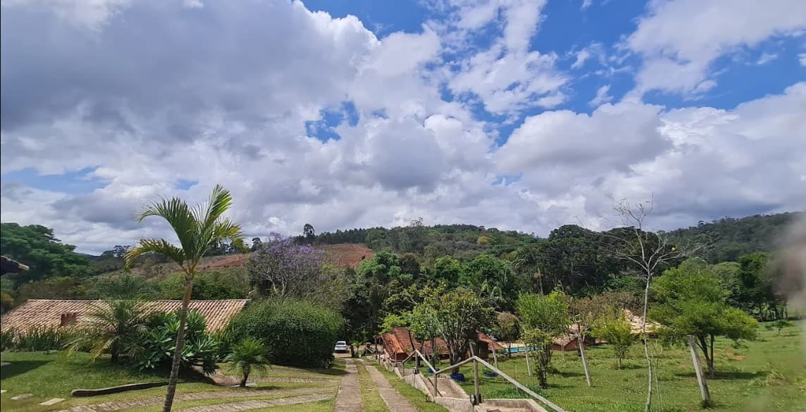 Paiol de Telha Espaço e Cabanas