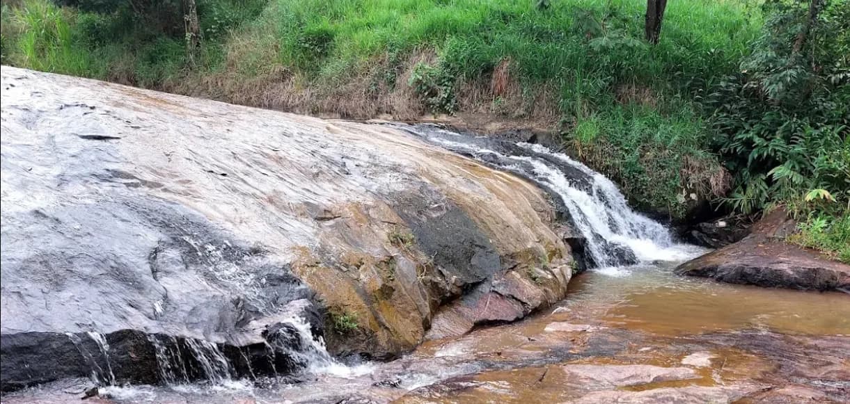 Cachoeira dos Pires